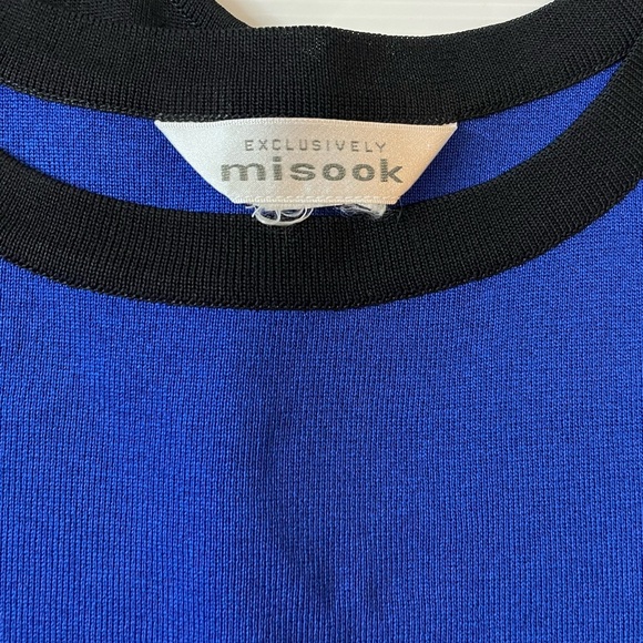 Exclusively Misook Shell Tank Top Set of 2 Black And Blue with Black Trim Size L - Picture 3 of 11